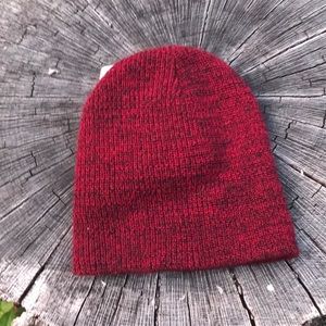 Red heather skull cap; EUC